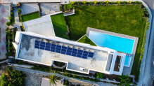 High-tech luxury villa