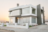 Villa 800 meters away from the sea