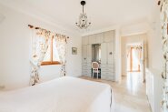 Luxury 8 bedroom villa
