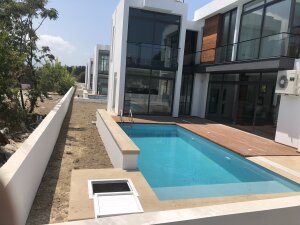 Compact and modern villa in Girne